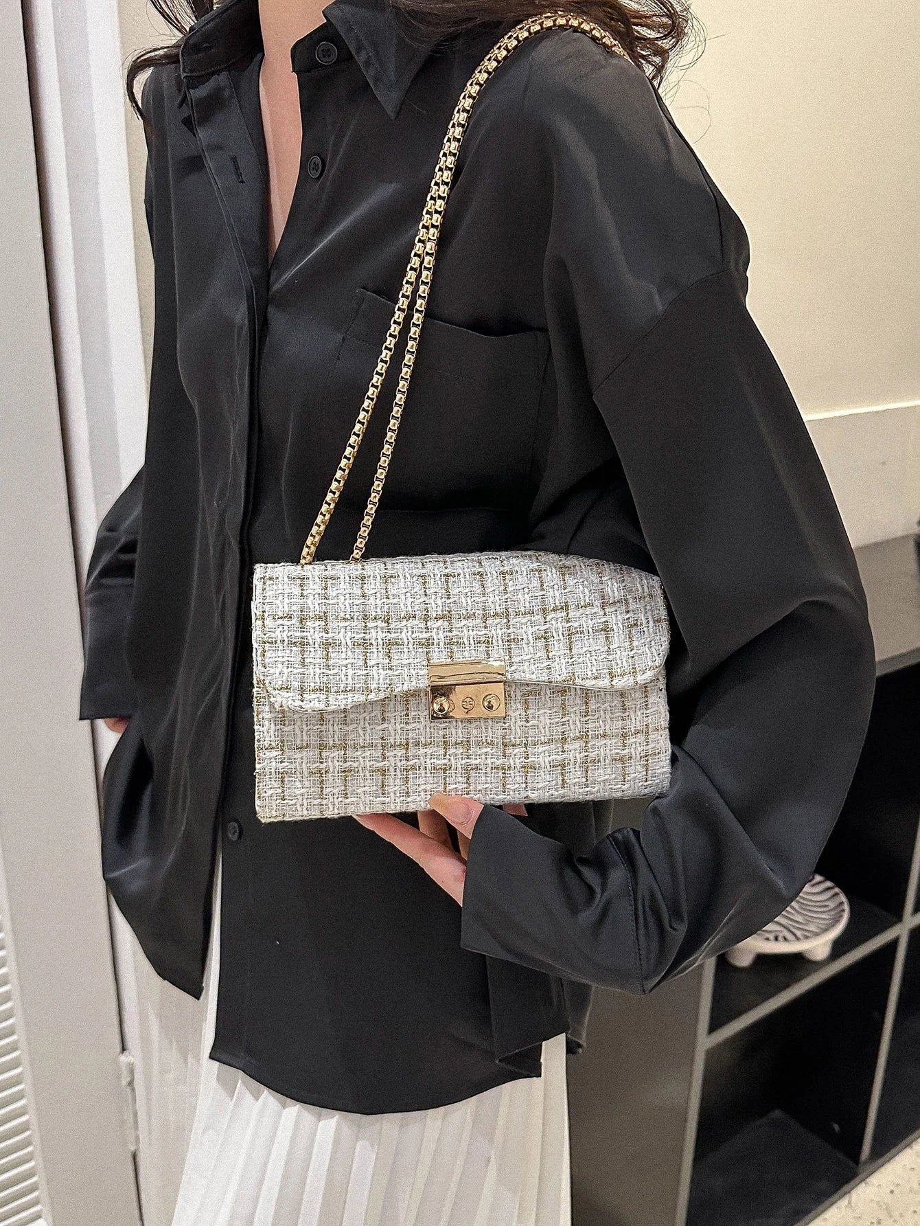 Klep gold handbag
