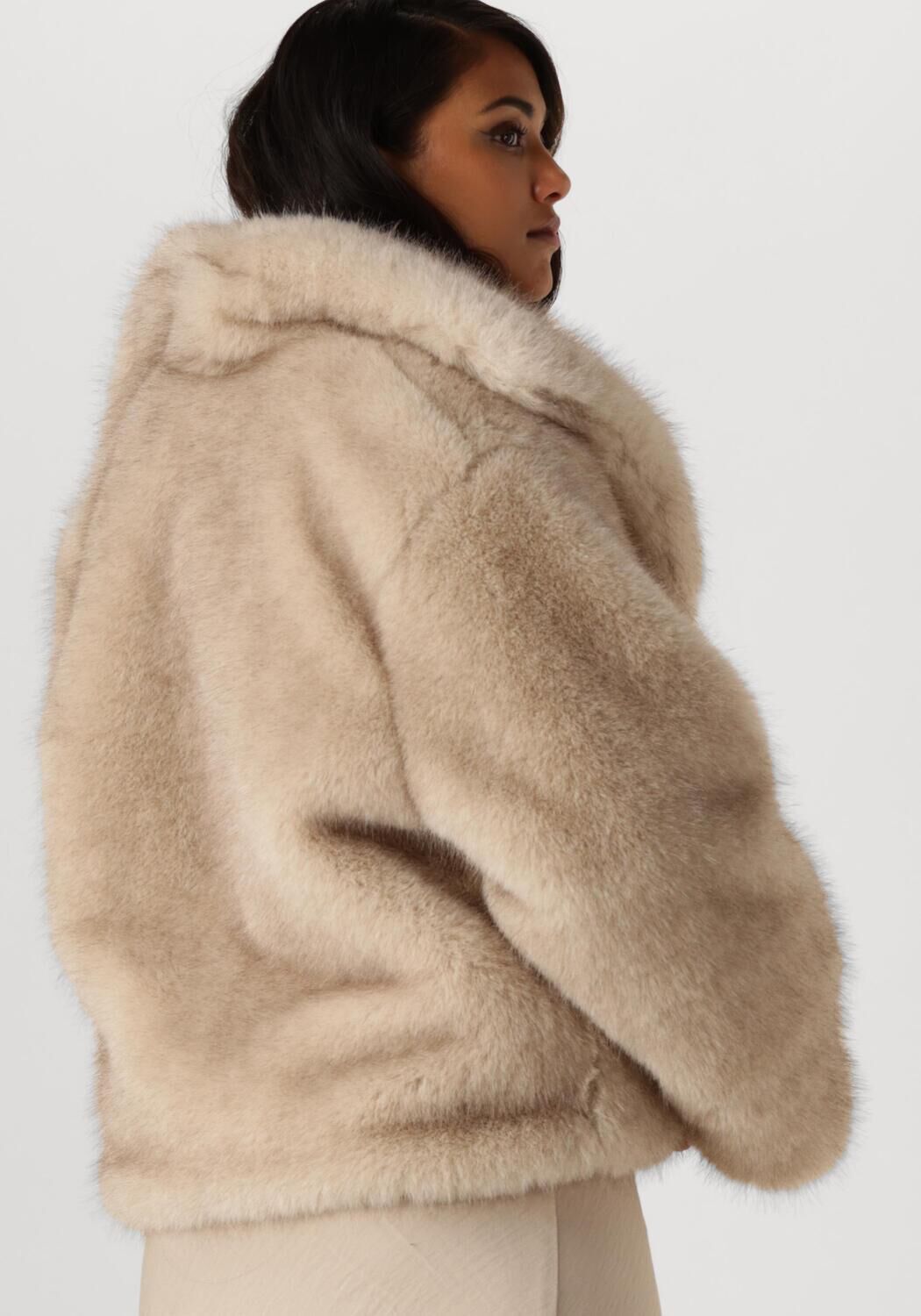 FUR JACKET - KIKI